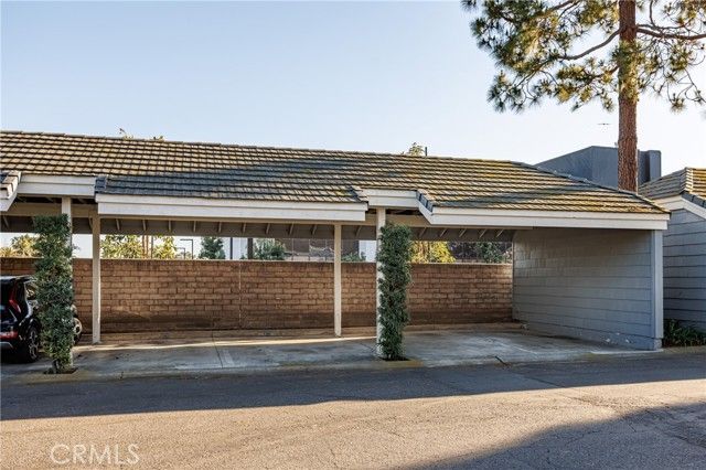 7291 Coho Dr 105, Huntington Beach, CA 92648