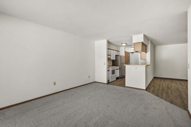 1012 Rockefeller Lane, Madison, WI 53704