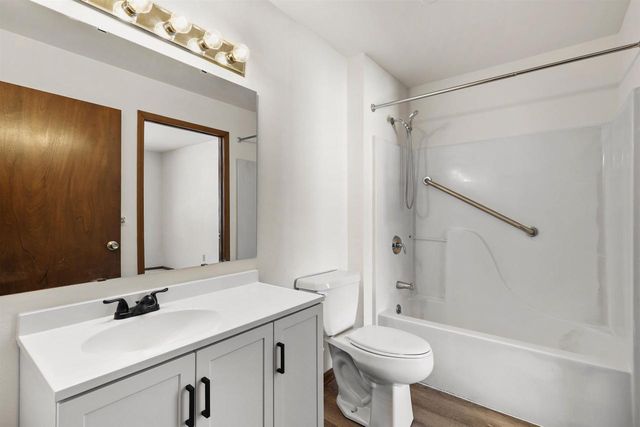 1012 Rockefeller Lane, Madison, WI 53704