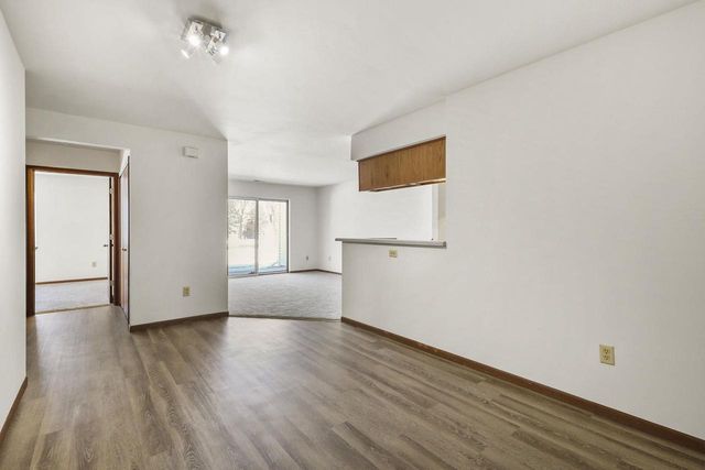 1012 Rockefeller Lane, Madison, WI 53704