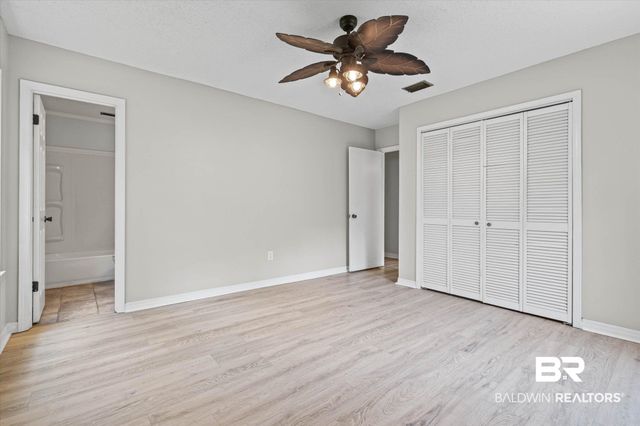 7211 Cape Drive, Saraland, AL 36571