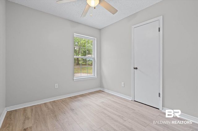 7211 Cape Drive, Saraland, AL 36571