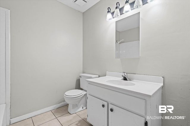 7211 Cape Drive, Saraland, AL 36571