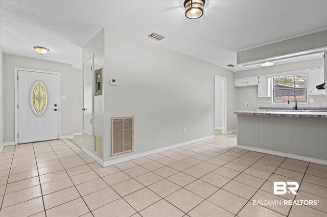 7211 Cape Drive, Saraland, AL 36571