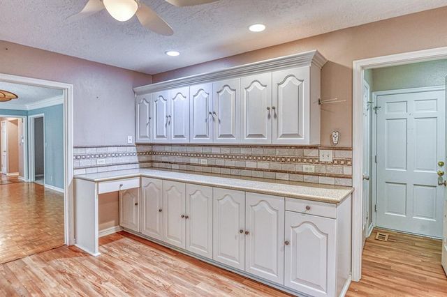 1109 Westbrooke Terrace, Norman, OK 73072