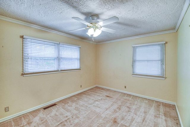 1109 Westbrooke Terrace, Norman, OK 73072