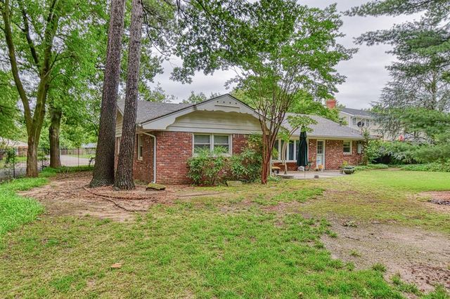 1109 Westbrooke Terrace, Norman, OK 73072