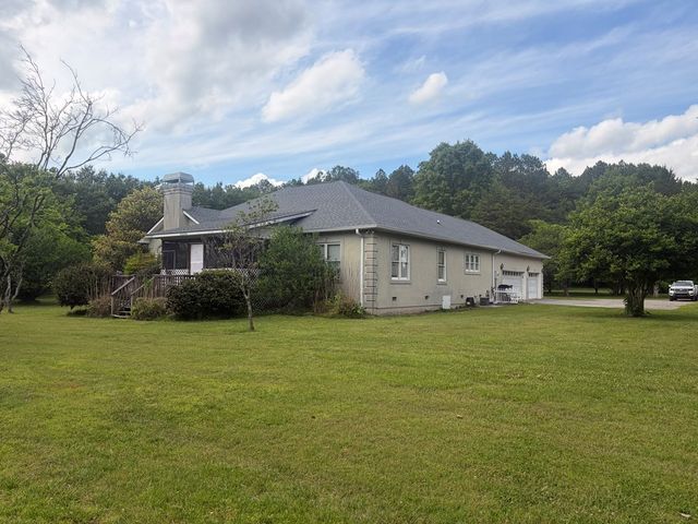 124 Wheat Drive, Dalton, GA 30721