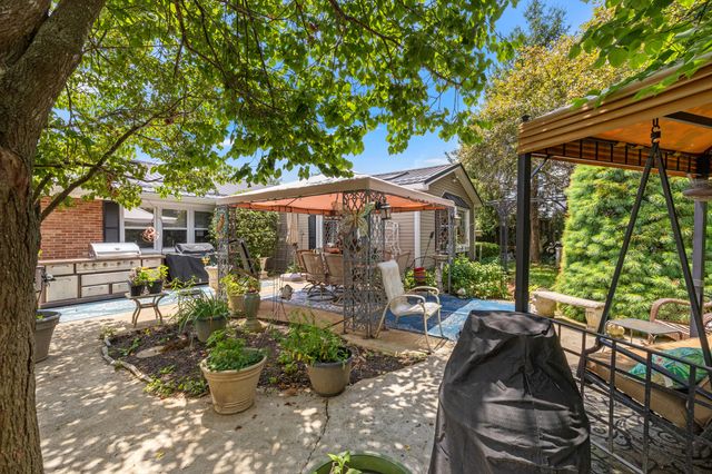 100 Evergreen Drive, Lawrenceburg, KY 40342