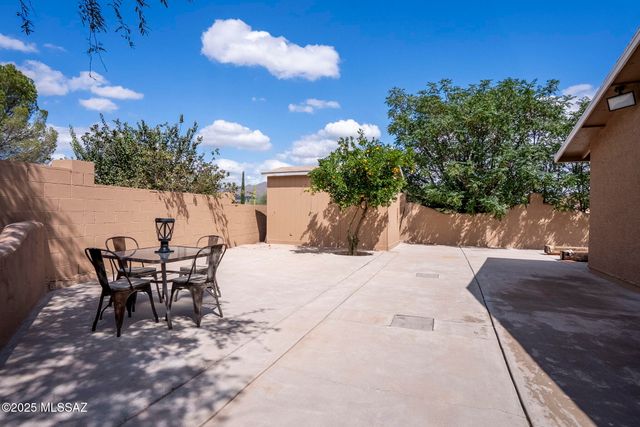 430 Camino Del Patio, Rio Rico, AZ 85648