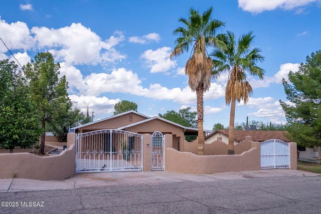 430 Camino Del Patio, Rio Rico, AZ 85648