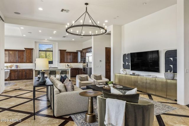 18126 N 100TH Street, Scottsdale, AZ 85255