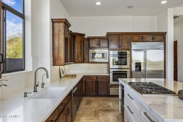 18126 N 100TH Street, Scottsdale, AZ 85255