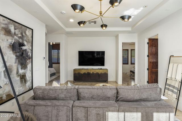 18126 N 100TH Street, Scottsdale, AZ 85255