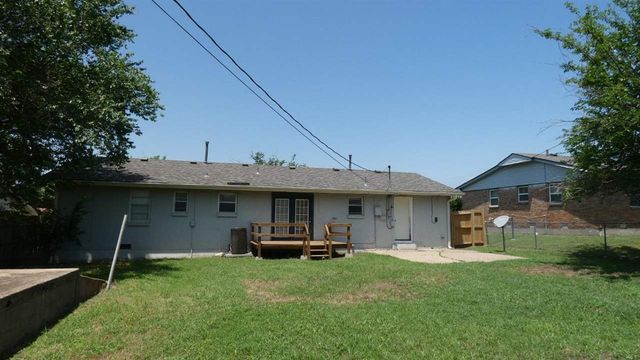 2205 NW 46th St, Lawton, OK 73505