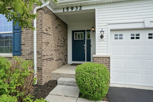 15932 S Selfridge Circle, Plainfield, IL 60586