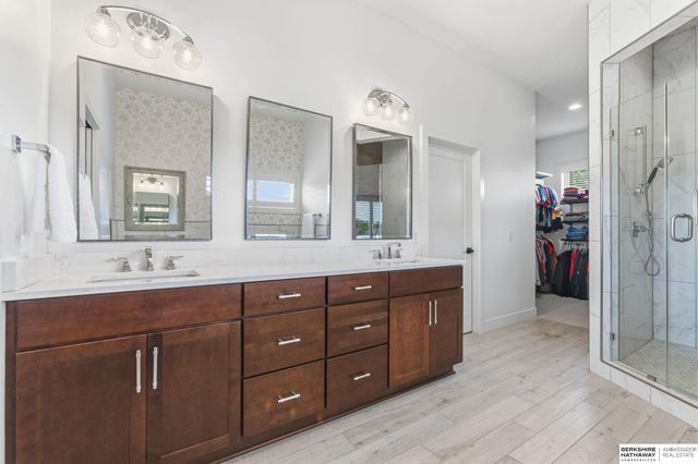 11826 N 178 Circle, Bennington, NE 68007