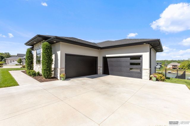 11826 N 178 Circle, Bennington, NE 68007