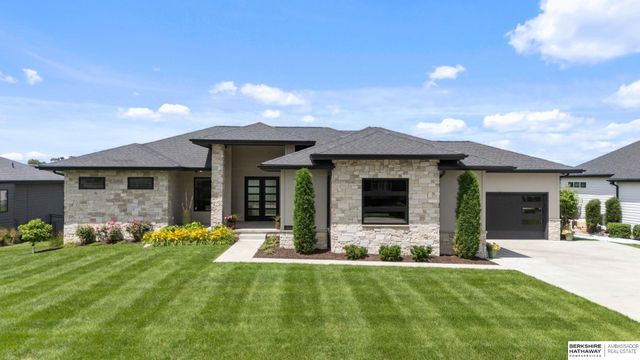 11826 N 178 Circle, Bennington, NE 68007