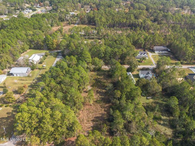 5605 Richmond Street, Ocean Springs, MS 39564