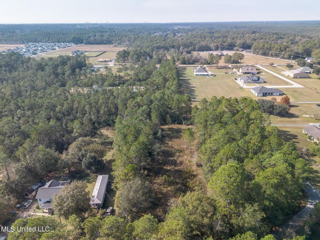 5605 Richmond Street, Ocean Springs, MS 39564