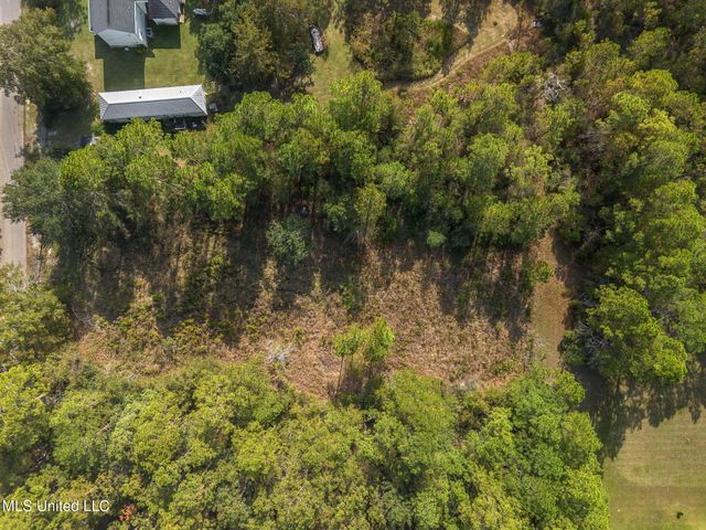 5605 Richmond Street, Ocean Springs, MS 39564