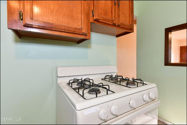 11760 Flor Maguey Road, Socorro, TX 79927