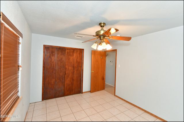 11760 Flor Maguey Road, Socorro, TX 79927