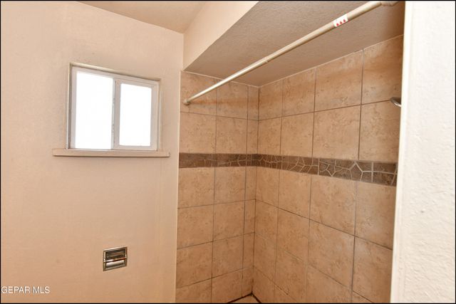 11760 Flor Maguey Road, Socorro, TX 79927