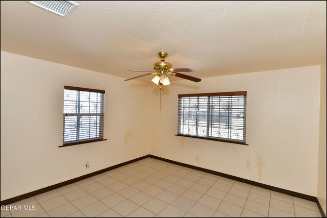 11760 Flor Maguey Road, Socorro, TX 79927