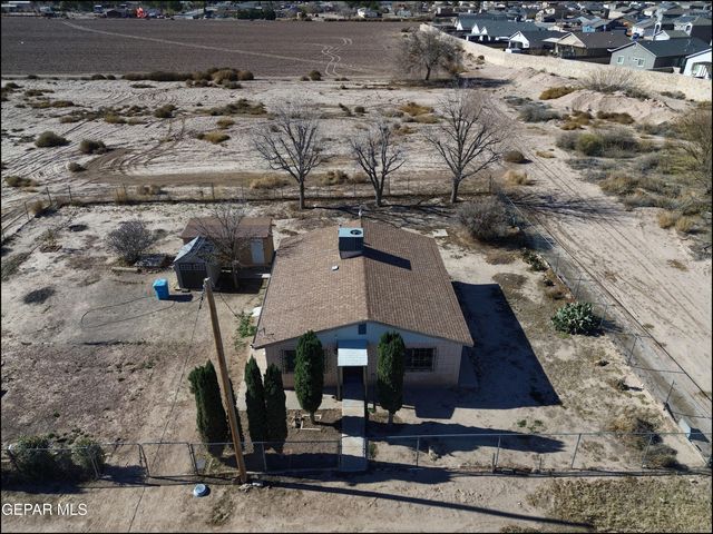 11760 Flor Maguey Road, Socorro, TX 79927