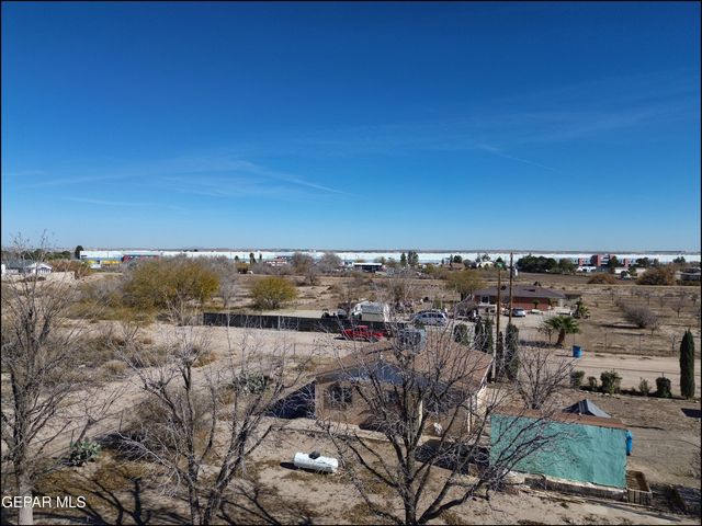 11760 Flor Maguey Road, Socorro, TX 79927