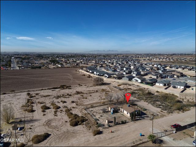 11760 Flor Maguey Road, Socorro, TX 79927