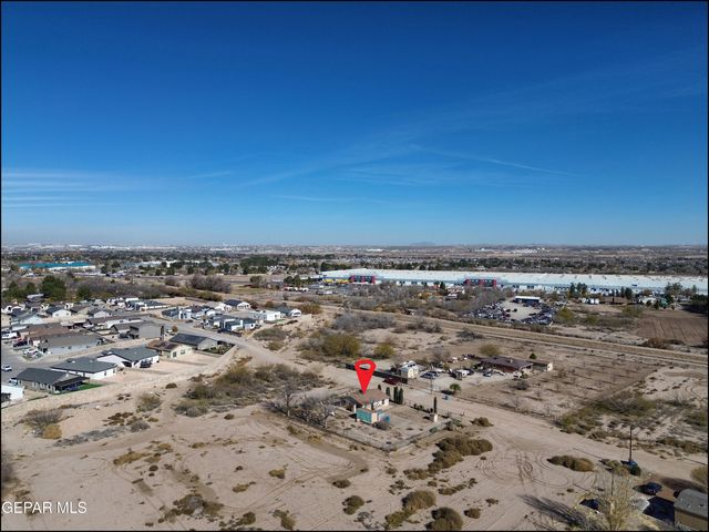 11760 Flor Maguey Road, Socorro, TX 79927
