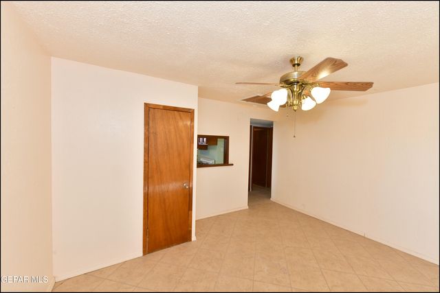 11760 Flor Maguey Road, Socorro, TX 79927