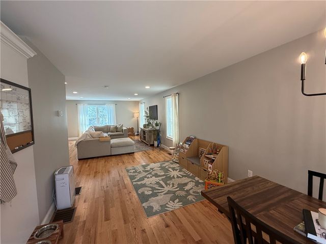 55 South Street 1, West Warwick, RI 02893
