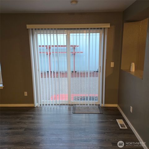1626 Sundrop Lane SE, Tumwater, WA 98501