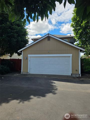 1626 Sundrop Lane SE, Tumwater, WA 98501