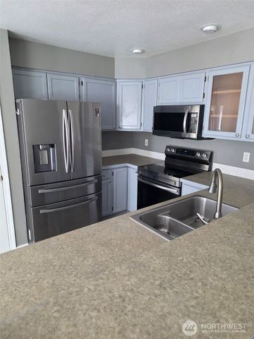 1626 Sundrop Lane SE, Tumwater, WA 98501
