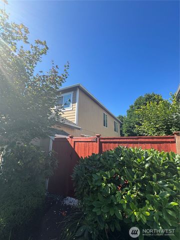 1626 Sundrop Lane SE, Tumwater, WA 98501