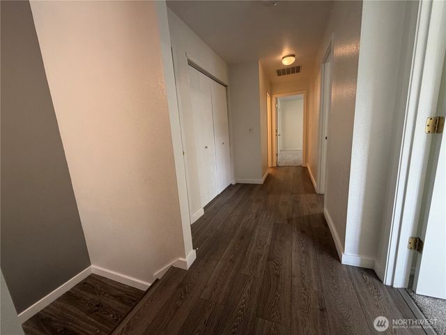 1626 Sundrop Lane SE, Tumwater, WA 98501