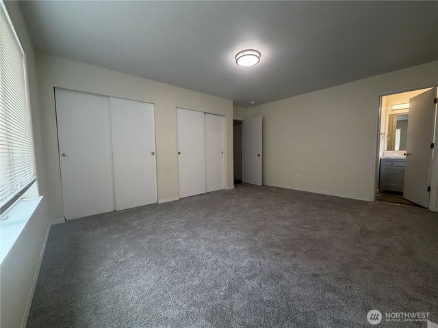 1626 Sundrop Lane SE, Tumwater, WA 98501