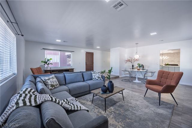 2221 Mohawk Street, Las Vegas, NV 89146