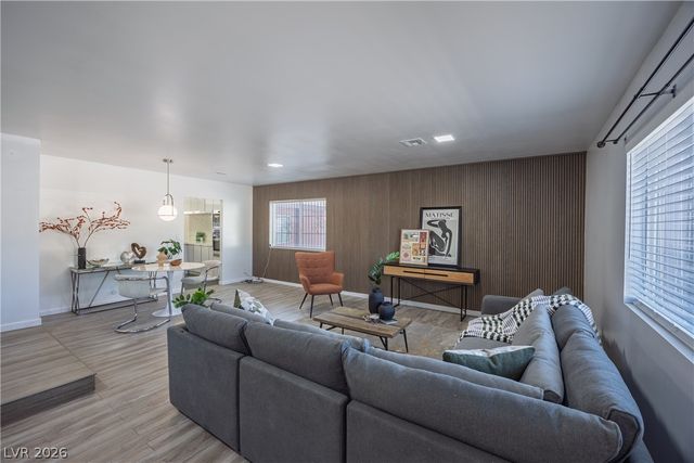 2221 Mohawk Street, Las Vegas, NV 89146