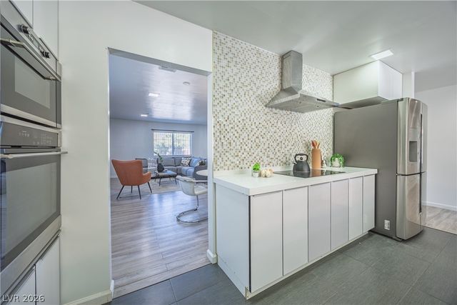 2221 Mohawk Street, Las Vegas, NV 89146