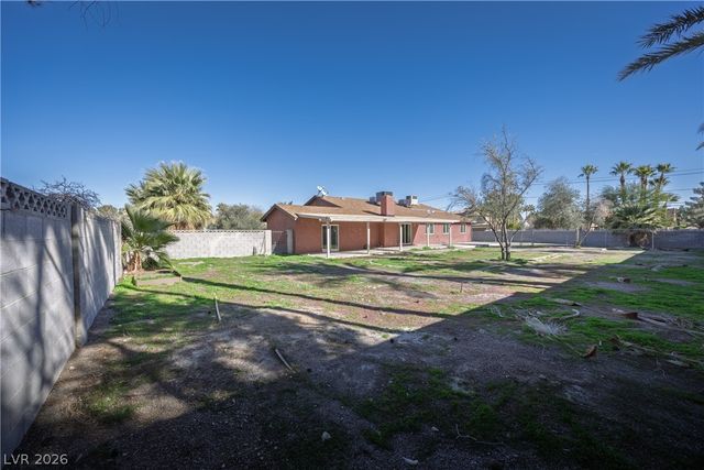 2221 Mohawk Street, Las Vegas, NV 89146