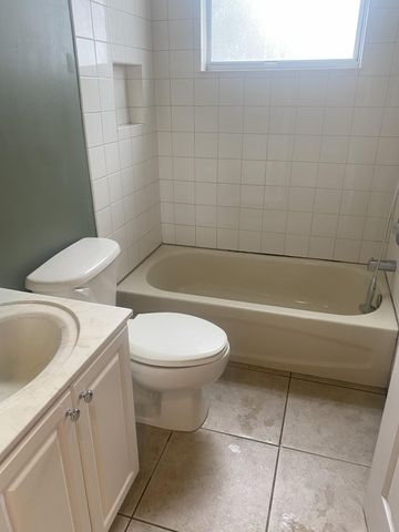 906 Mariner Bay Boulevard, Fort Pierce, FL 34949