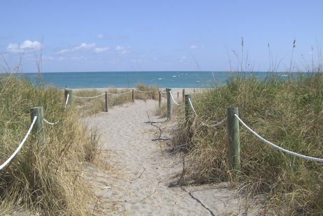 906 Mariner Bay Boulevard, Fort Pierce, FL 34949