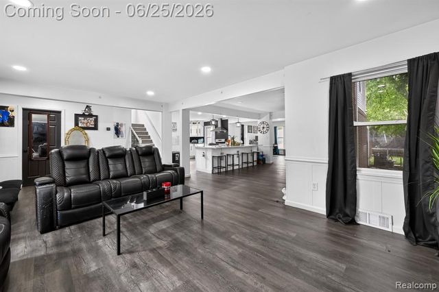 20101 Briarcliff Road, Detroit, MI 48221