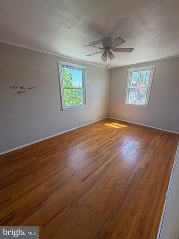 8055 PARK HAVEN RD, Dundalk, MD 21222